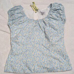 Magnolia Place Light Blue Daisy Top in XL